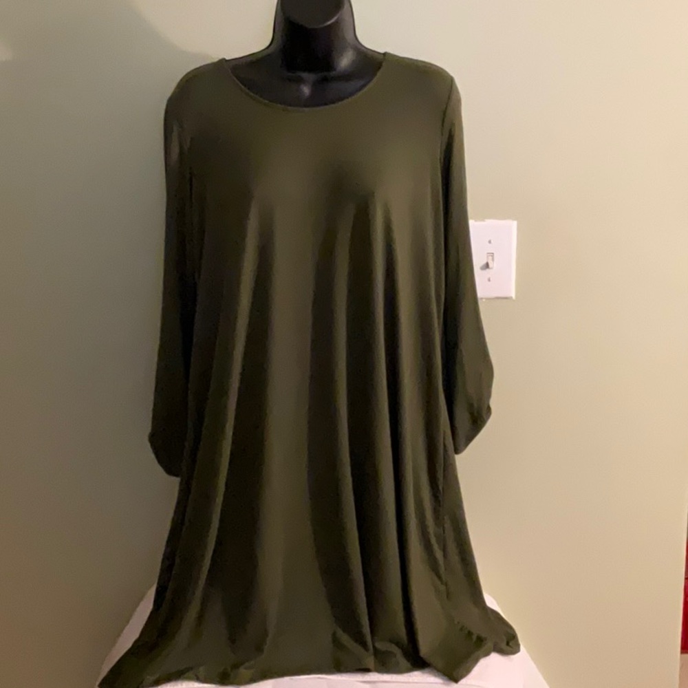 Women’s dress